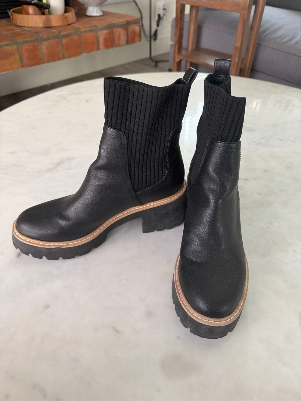DV by Dolce Vita Black Rib-Knit Chelsea Lug Booties